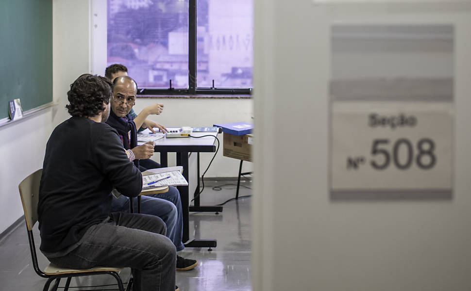 Imigrante vota pela primeira vez em São Paulo