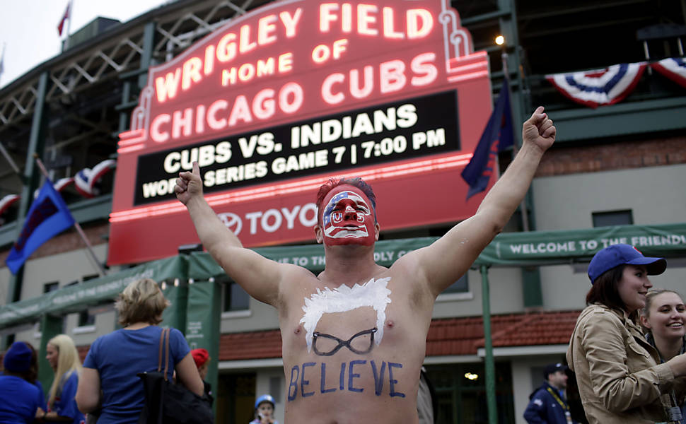 Fim da maldição, torcedores comemoram vitória dos Cubs, nos EUA