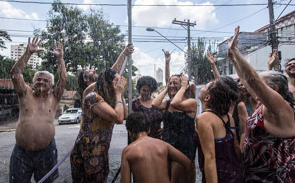 Cachoeira De Paulista Cotidiano Fotografia Folha De S Paulo