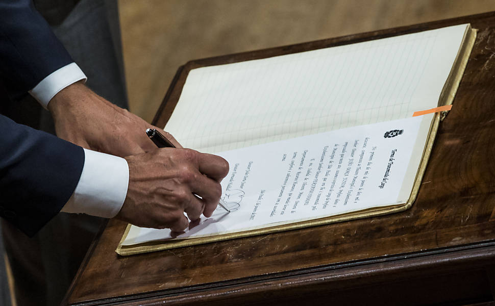 João Doria (PSDB) assina compromisso assinar termo de compromisso para o cargo de prefeito de São Paulo