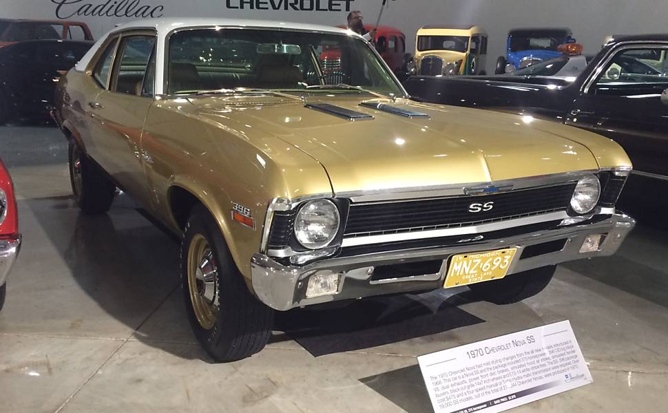 Chevrolet Nova SS (1970) - Similar ao Opala cupê, o Chevrolet Nova chegou a receber um motor V8 com cerca de 380 cv, figurando entre os carros americanos mais potentes de seu tempo