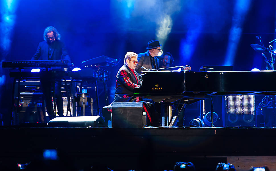 Show do Elton John e James Taylor em Curitiba 