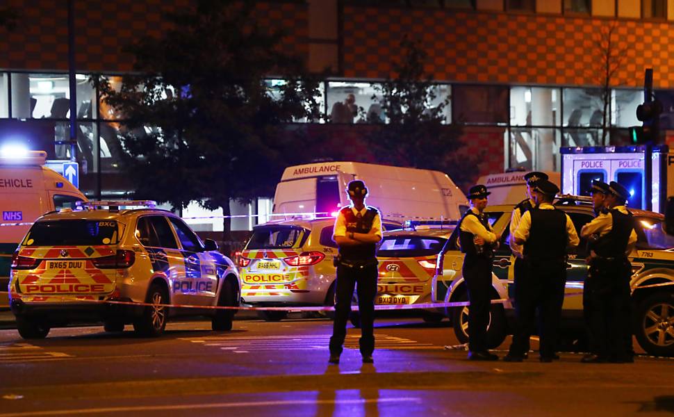 Resultado de imagem para PolÃ­cia vÃª ato terrorista em atropelamento na cidade de Londres