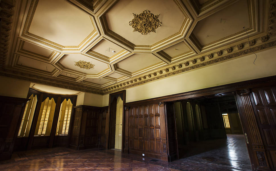 Sala do Palácio dos Campos Elísios, no centro de São Paulo; imóvel passou por dois restauros na última década