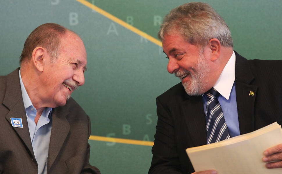 Singer e o ex-presidente Luiz Inácio Lula da Silva em reunião