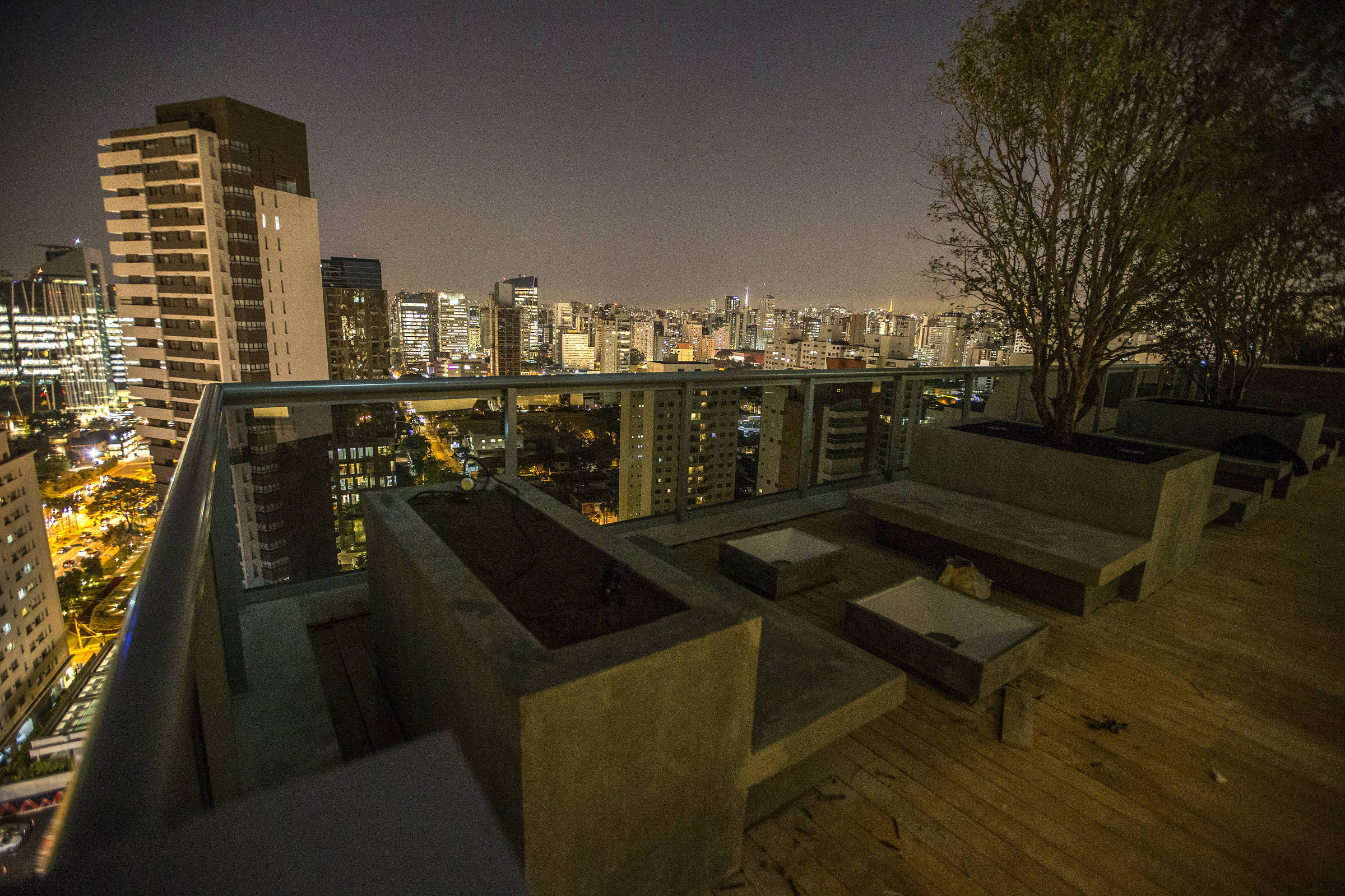 FUI CONHECER A SUTTON, rooftop na Faria Lima - São Paulo. #fyp #viral