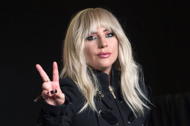 Cantora Lady Gaga chega a sesso de documentrio sobre ela no Festival de Toronto