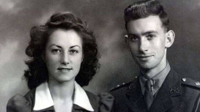 O casamento de Jean e George foi celebrado em 1942 no Reino Unido