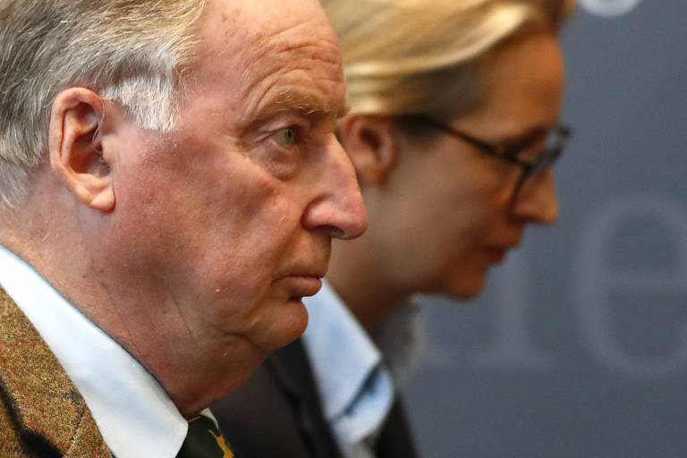 Anti-immigration party Alternative fuer Deutschland AfD top candidates Alice Weidel and Alexander Gauland make a statement after their first parliamentary meeting in Berlin, Germany September 26, 2017. REUTERS/Fabrizio Bensch ORG XMIT: INK354