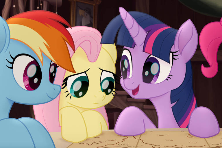 As personagens Rainbow Dash, Rarity e Twilight Sparkle em cena da animao 'My Little Pony - O Filme