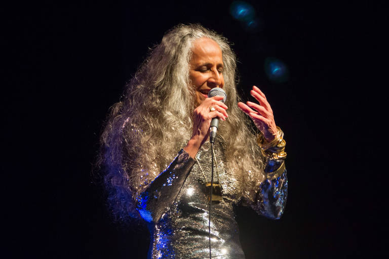 Maria Bethânia em show no Rio de Janeiro em agosto de 2017