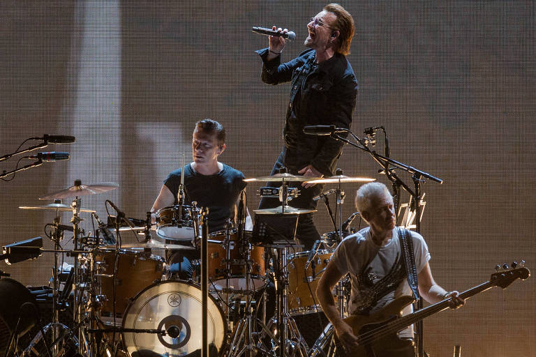 A bando U2 se apresenta em So Paulo no dia 19/10