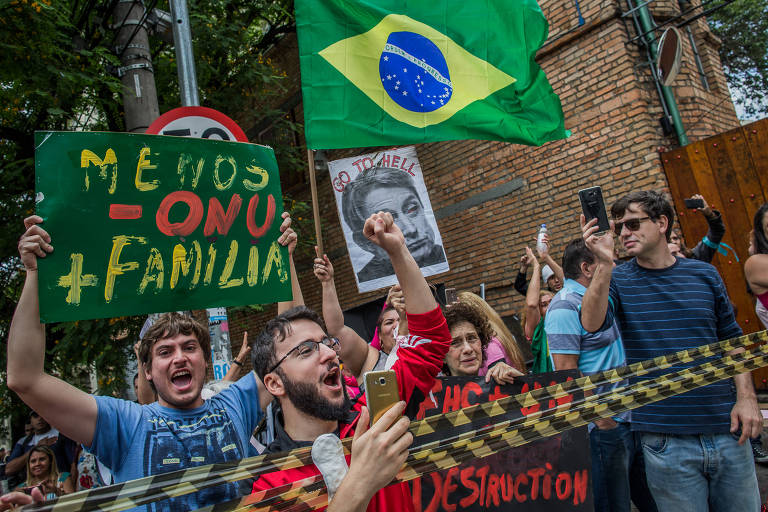 Protesto contra Judith Butler em São Paulo, em 2017