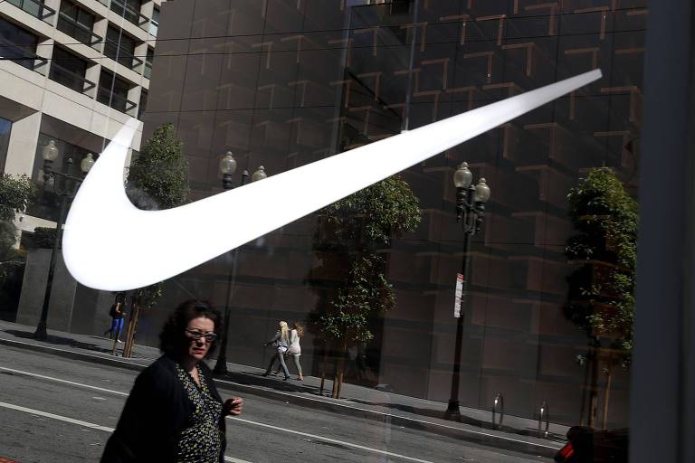 Logo da Nike em loja da fabricante em San Francisco (EUA)