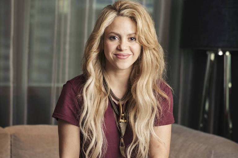 A cantora colombiana Shakira disse que sentiu uma 'rouquido incomum' no final de outubro