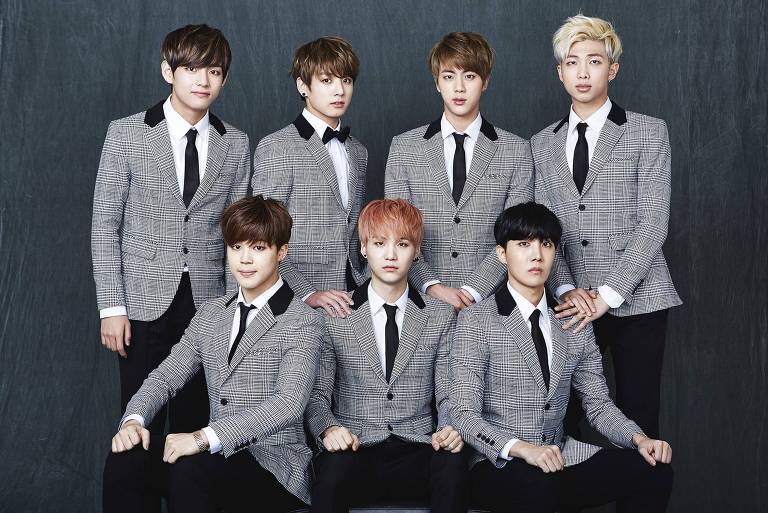 Integrantes do grupo sul-coreano de k-pop BTS 