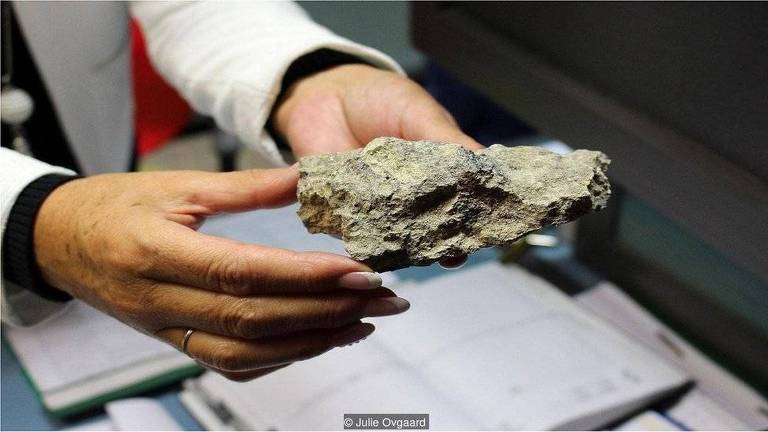 Fora do impacto do asteroide transformou elementos das rochas em diamante