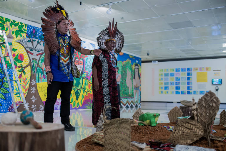 Exposiç u00e3o da tribo Huni Kuin no Itaú Cultural 15 03 2018 Fotografia Folha de S Paulo Artesãos Ou Artesaos ~ Exposiç u00e3o da tribo Huni Kuin no Itaú Cultural 15 03 2018 Fotografia Folha de S Paulo