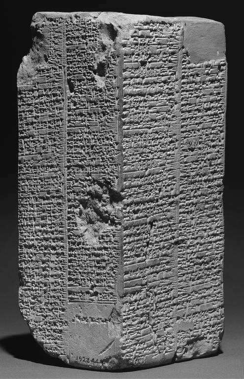 Tbua com lista dos reis sumrios feita por escriba annimo em 1.800 a.C., no livro "Babilnia - a Mesopotmia e o Nascimento da Civilizao" (Zahar), de Paul Kriwaczec