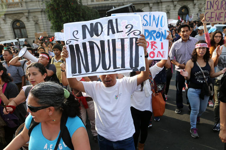Protestos contra indulto de Fujimori