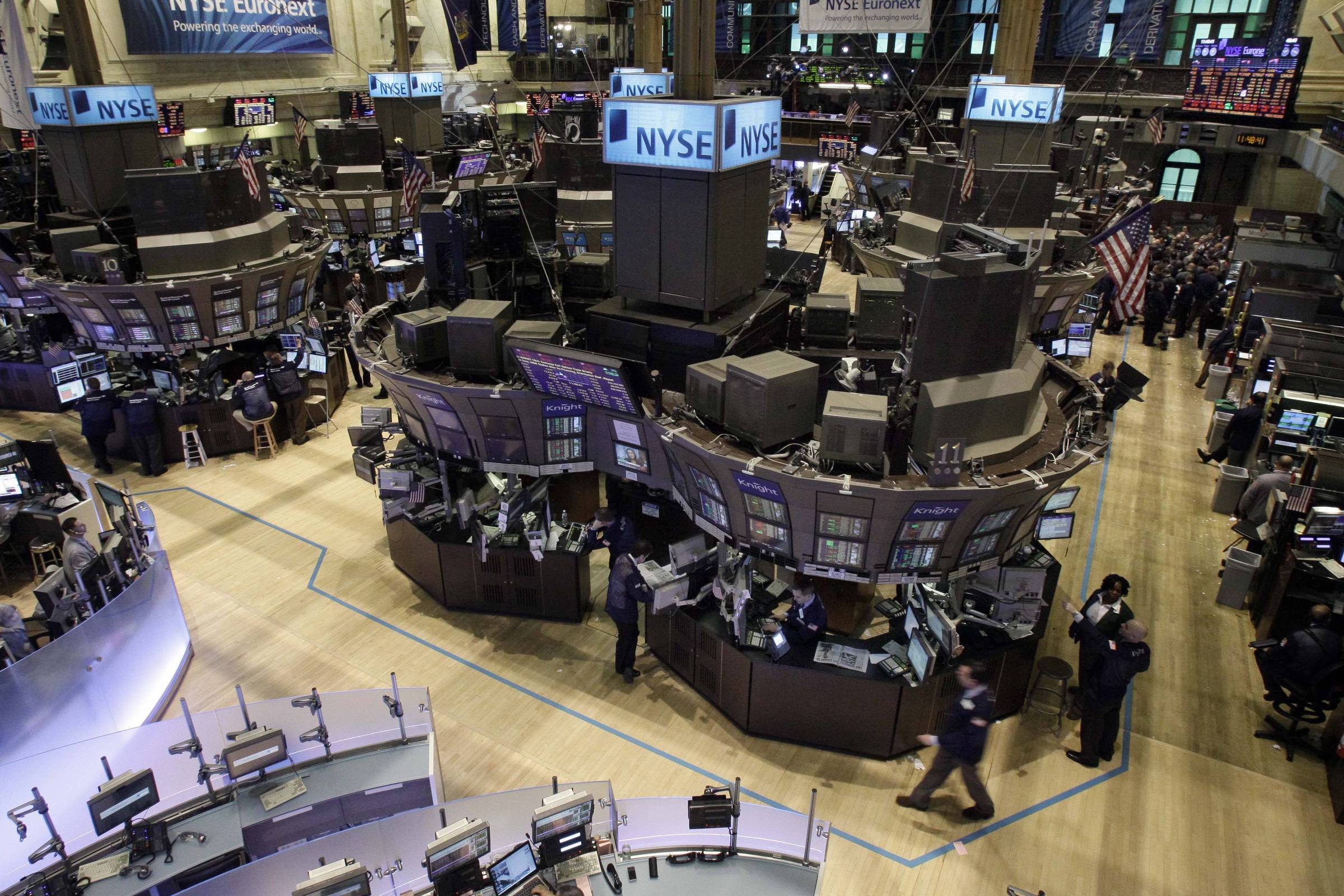 Биржа что это. NYSE Euronext биржа. Нью-Йоркская фондовая биржа (NYSE). New York stock Exchange (NYSE) — США. Биржевой зал NYSE.