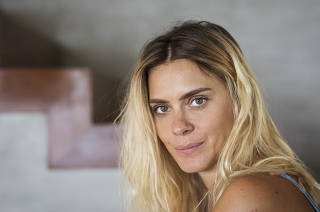 Retrato da atriz Carolina Dieckmann, 39, para entrevista exclusiva à Folha