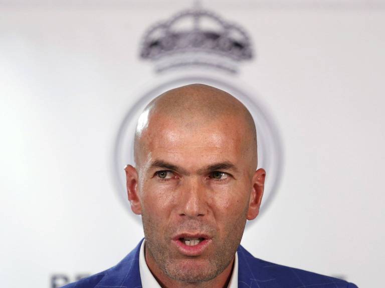 Isto é Zinédine Zidane