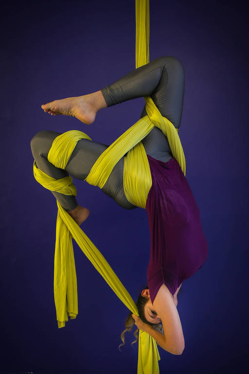 Letícia Marchetto, que é bailarina e criou a modalidade ballet fly, com passos da dança e exercícios com tecidos
