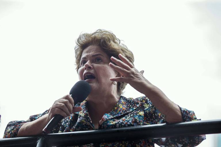 Manifesta��es em Porto Alegre em apoio a Lula