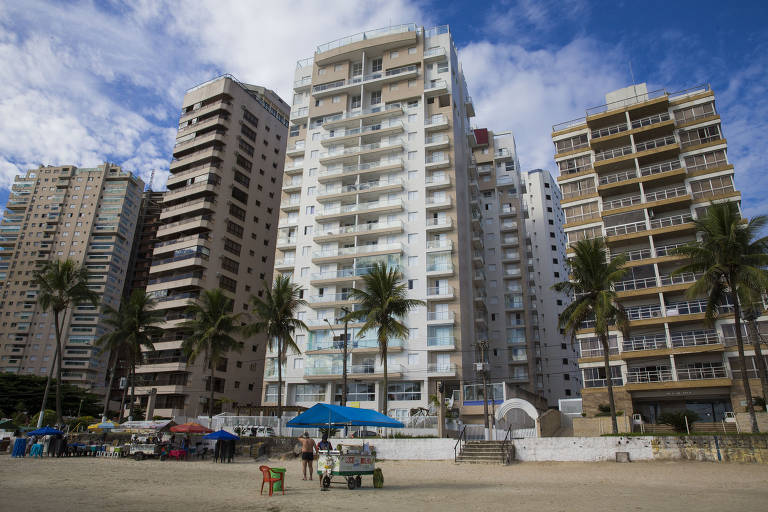 Tríplex atribuído a Lula em Guarujá