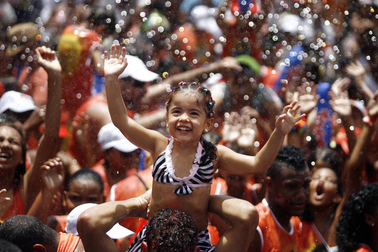 Folia na Bahia comea uma semana antes do Carnaval