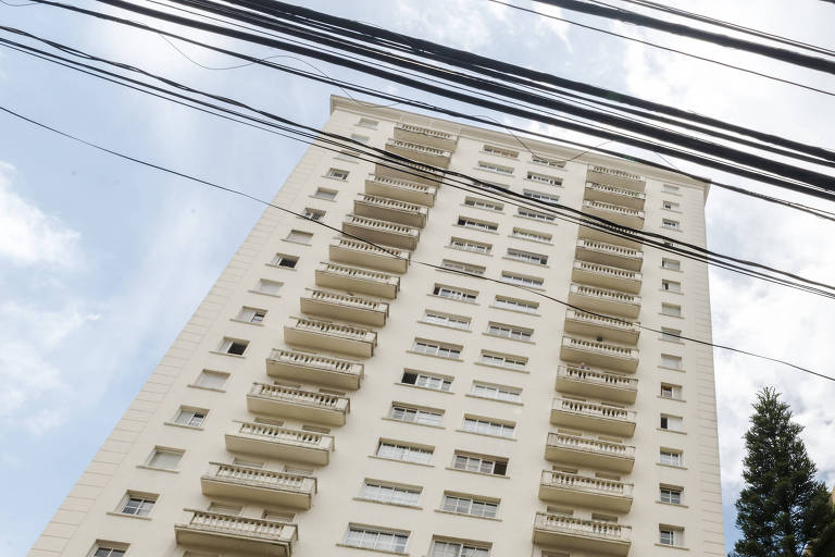 Fachada de condomínio onde o juiz José Antonio de Paula Santos possui imóvel, em São Paulo