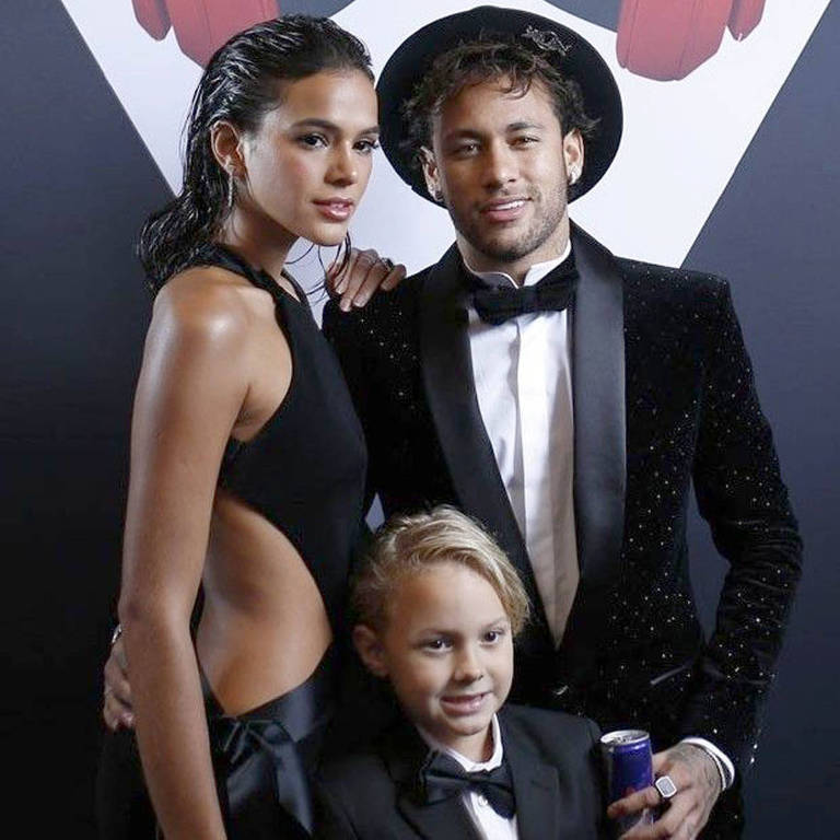 Neymar com Bruna Marquezine e o filho, Davi Lucca
