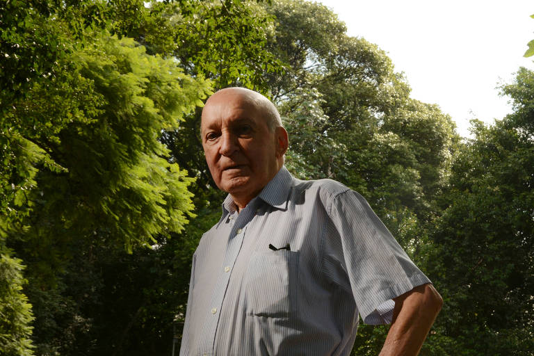 José Ramos Tinhorão no parque Buenos Aires, em São Paulo