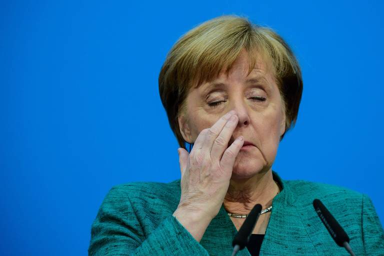 A chanceler alemã, Angela Merkel, participa de entrevista coletiva para anunciar acordo e formar governo em Berlim