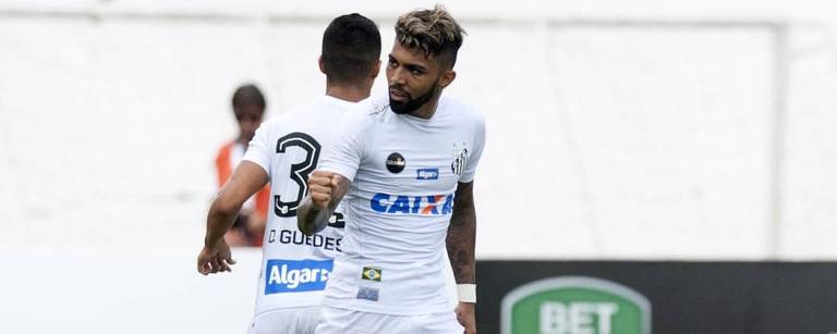Gabriel, atacante do Santos, em partida contra a Ferroviária em Araraquara, pela sexta rodada do Campeonato Paulista. 
