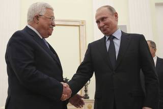 Russian President Putin meets with Palestinian President Abbas in Moscow