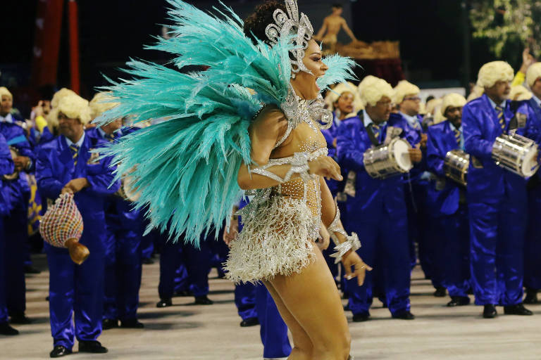 Atriz Juliana Alves como rainha de bateria da Tijuca