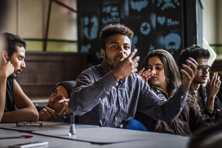 Nós - Ativista pela educação, Marcelo Rocha é um dos líderes do movimento e está de olho em uma cadeira na Assembleia Legislativa de São Paulo