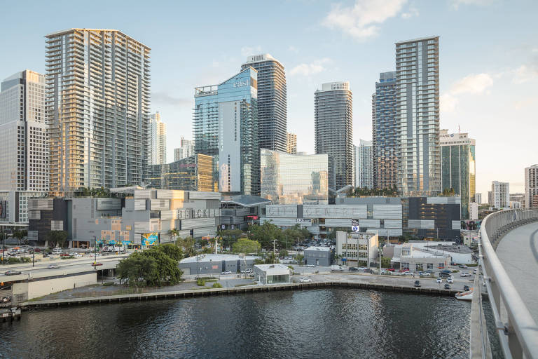 Brickell em Miami está próxima de ganhar shopping que custou mais