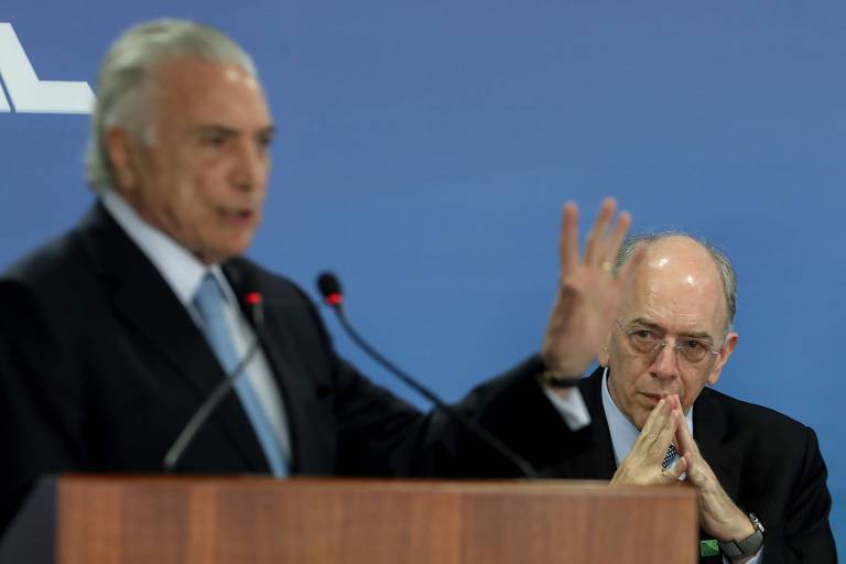 Governo não vai interferir em política de preço da Petrobras, diz ministério