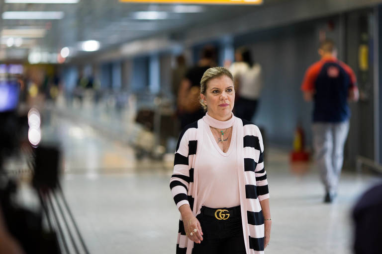 A apresentadora de TV Astrid Fontenelle grava os primeiros episódios da segunda temporada do reality "Chegadas e Partidas", no Aeroporto de Guarullhos