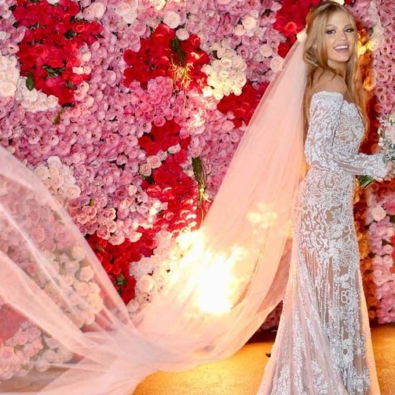 Luísa Sonza vestida de noiva para casamento com Whindersson Nunes