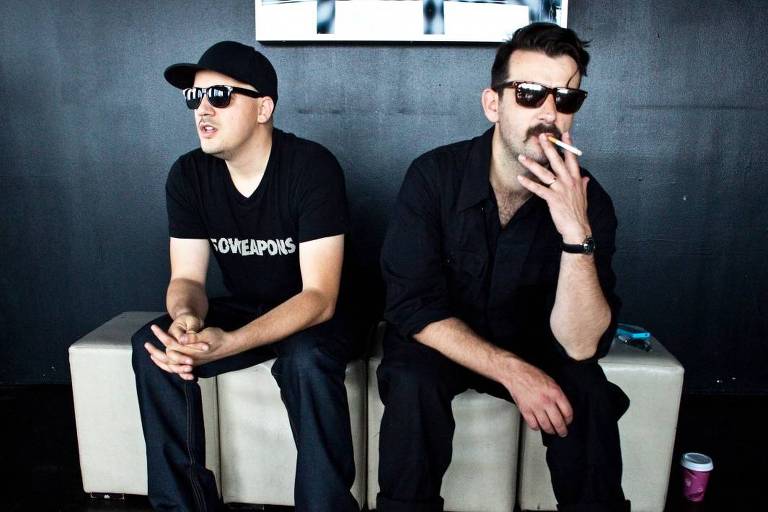 O duo alemão de DJs Modeselektor mistura tech house, IDM e hip-hop 