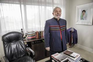 O ex-presidente Lula durante entrevista exclusiva à Folha