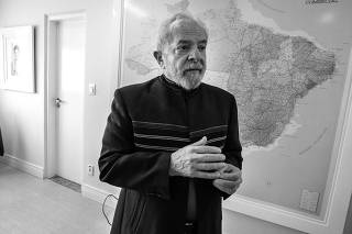 O ex-presidente Lula durante entrevista exclusiva à Folha