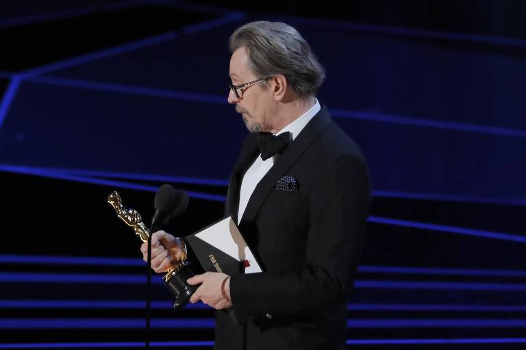 Gary Oldman