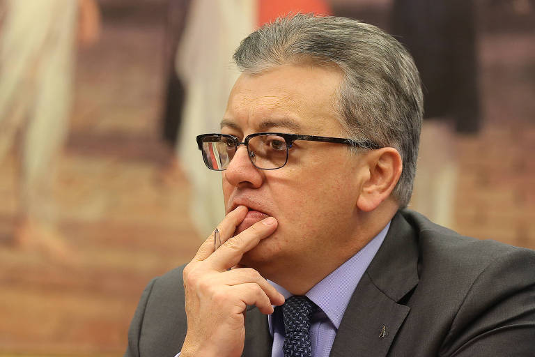 O ex-presidente da Petrobras, Aldemir Bendine, em CPI, em 2015