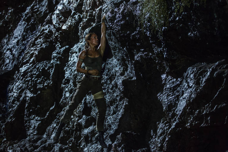 Vencedora do Oscar revigora em filme o universo rasteiro do jogo 'Tomb  Raider' - 15/03/2018 - Ilustrada - Folha
