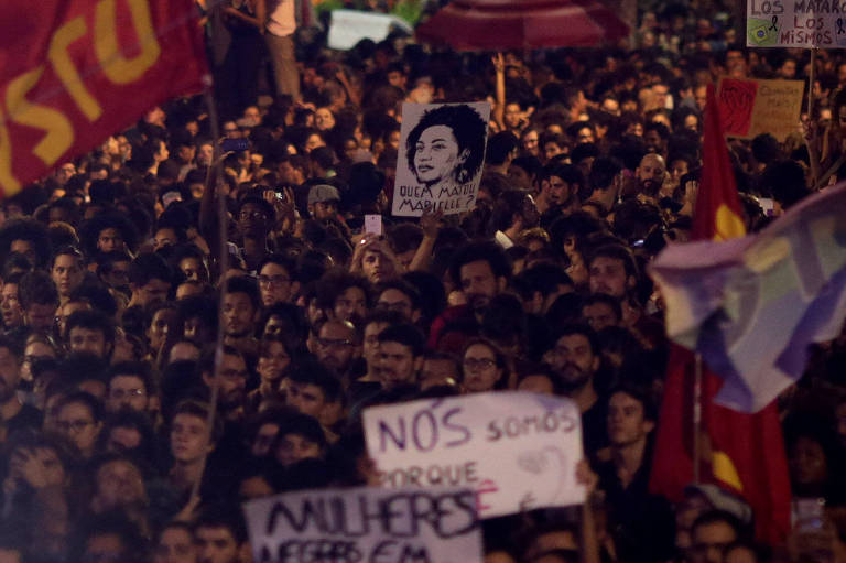 Manifestantes protestam no Rio contra a morte da vereadora Marielle Franco (PSOL)
